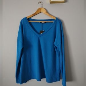 Blouse  Style Sweater CMFIO   Color Blue Size 2XL V-Neck Long Sleeve  New